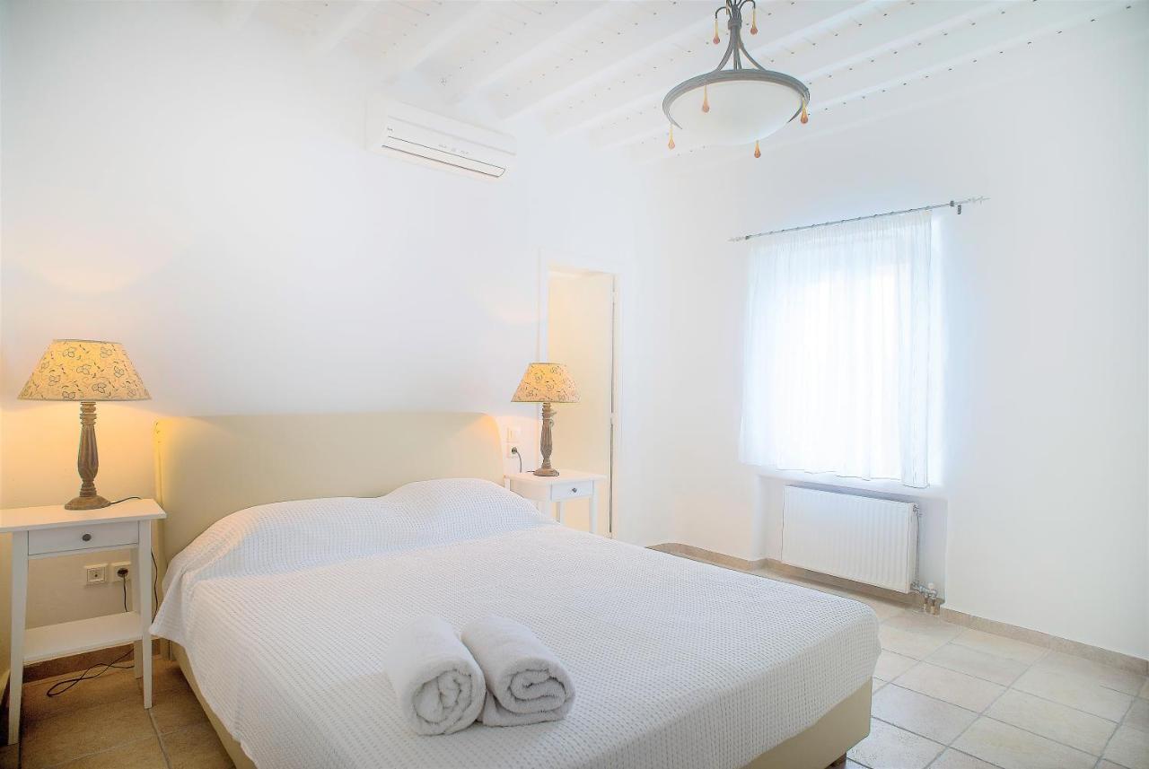 Aeri Villas & Apartments Тоурлос Экстерьер фото