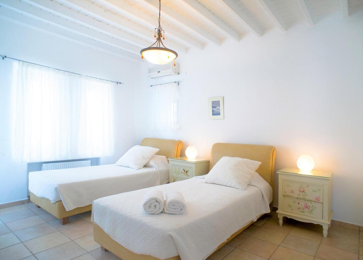 Aeri Villas & Apartments Тоурлос Экстерьер фото